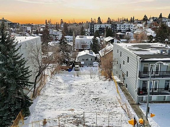 2nd image of 1819 26th Ave SW