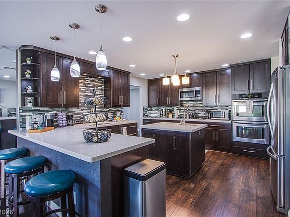4th image of 3449 Algonquin Cir