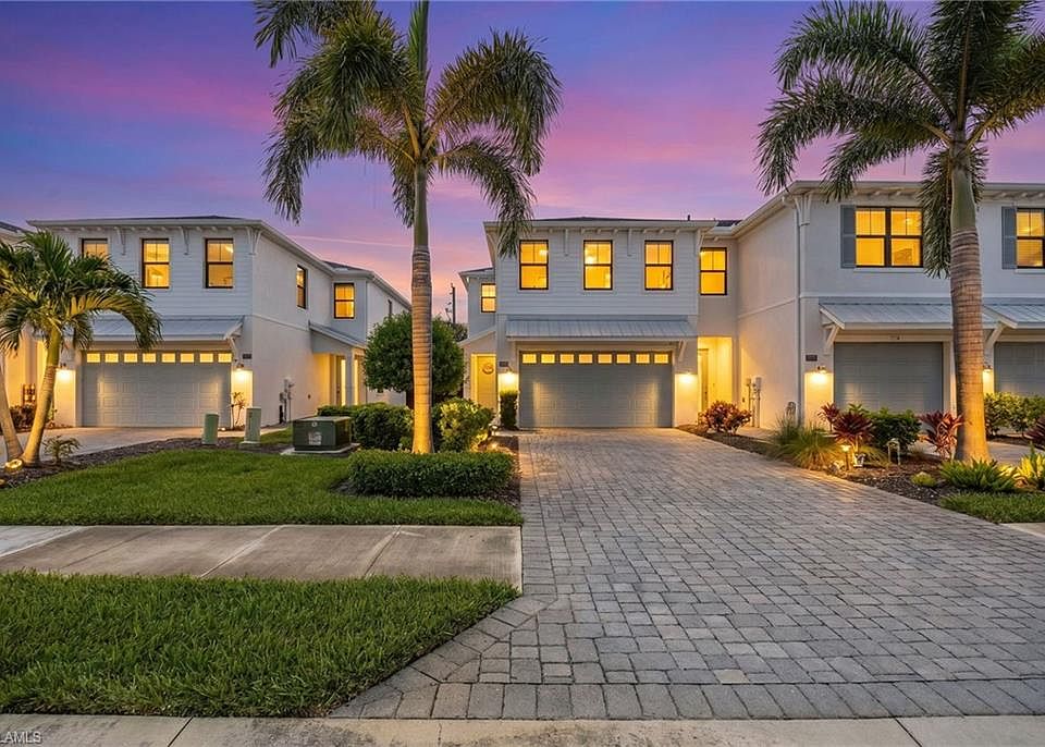 1st image of 12964 Pembroke DR