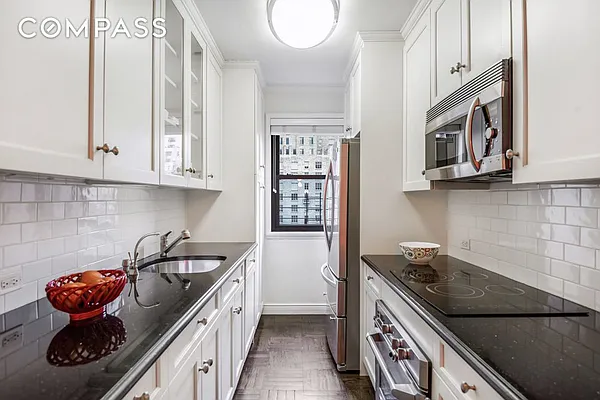 Sold by Compass | media 3