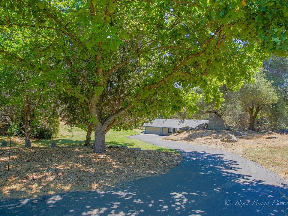 1st image of 2555 Sunnydale Ln