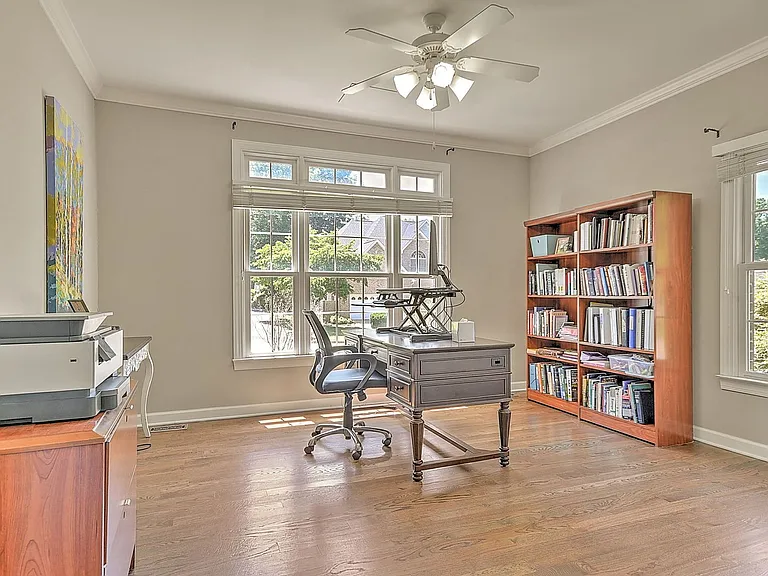 9 Wayland Ct — Photo 17