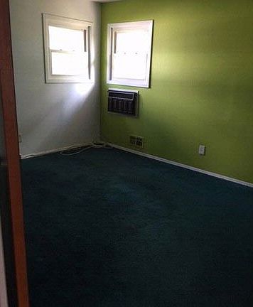 5th image of 28 Van Buren Ave