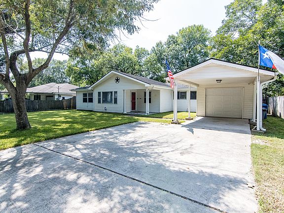 2nd image of 300 Baker Dr