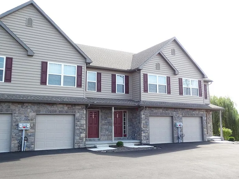111 Clay School Rd — Photo 2