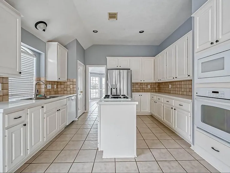 16322 Judge Bry Rd — Photo 23