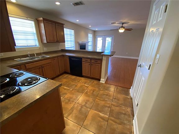 5th image of 7519 Scottwood Dr