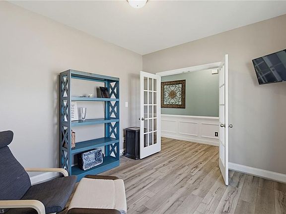 5th image of 40 Onslowbay Ct