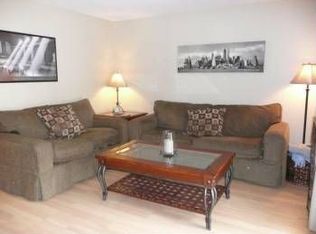 36 Towne House Rd, Hamden, CT 06514