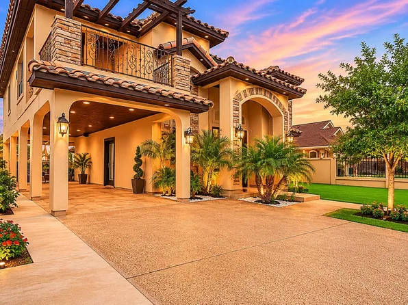 6310 Aloe Vera Dr, Laredo, TX 78043