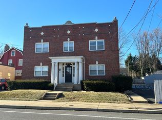 811 S Braddock St, Winchester, VA 22601