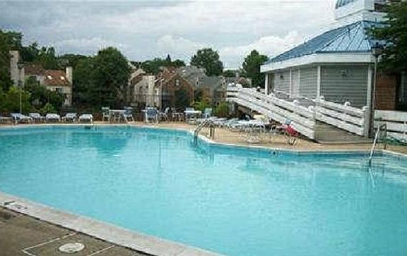 4th image of 7604 Lakeside Village Dr APT F