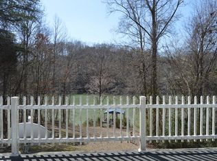 161 Lawson Ln, Quebeck, TN 38579