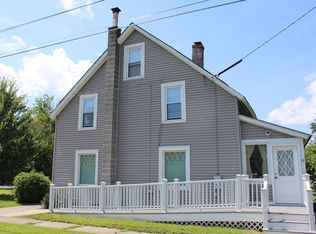 14 N St, Turners Falls, MA 01376