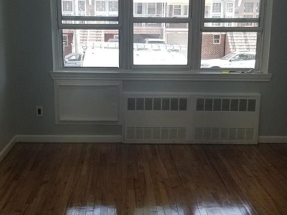 3rd image of 33 Paerdegat 3rd St Floor 2