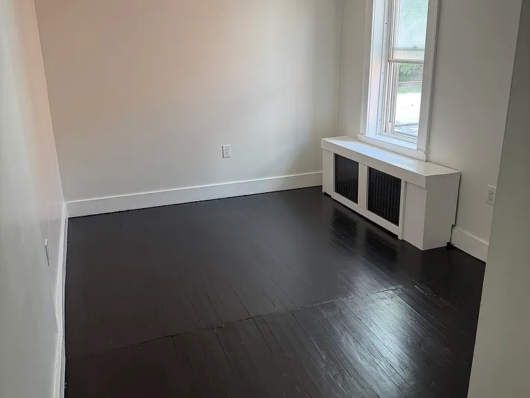 947 Western Ave #2 — Photo 4