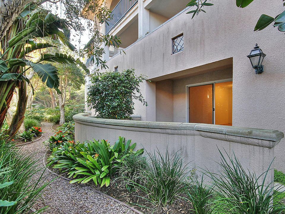 1st image of 210 Por La Mar Cir