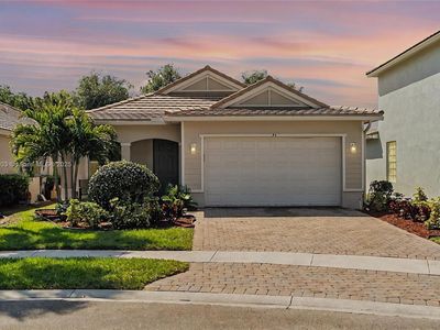 84 Belle Grove Ln, West Palm Beach, FL, 33411