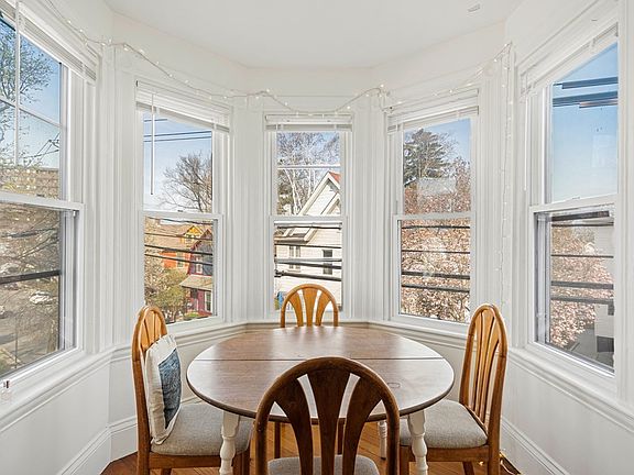 4th image of 56 Walnut St #2