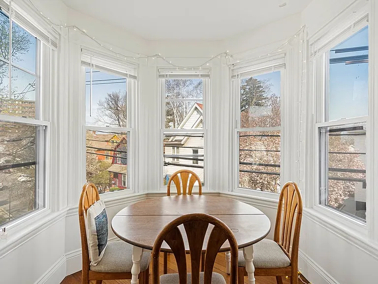 56 Walnut St #2 — Photo 4
