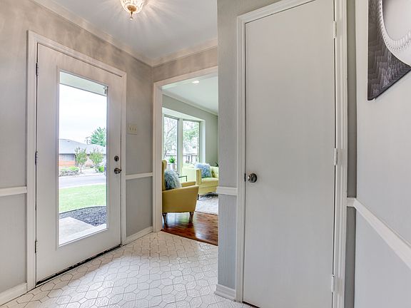 5th image of 10628 Sandpiper Ln