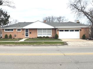 6803 N Keeler Ave, Lincolnwood, IL 60712