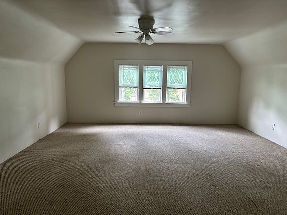 Living area.
We do not have photos of the apartment furnished.