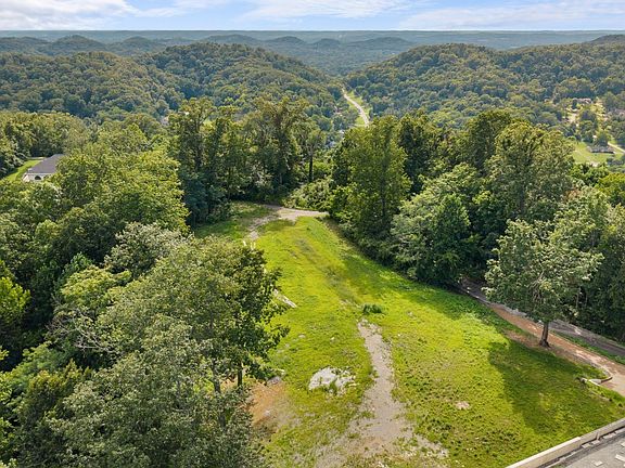 4th image of 730 Valhalla Ln