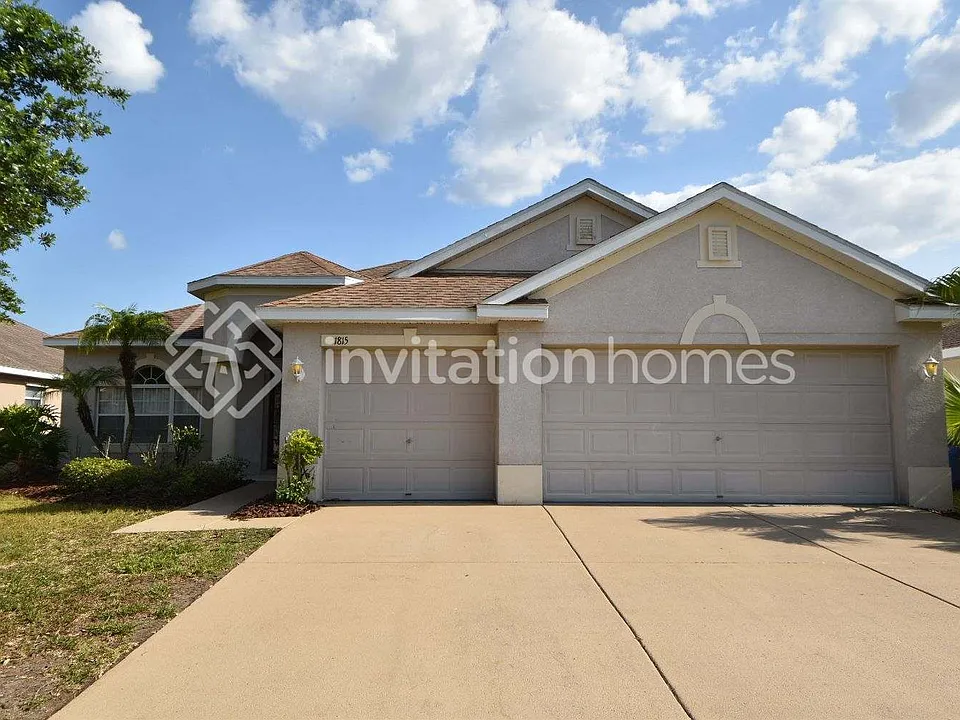 1815 Mira Lago Cir