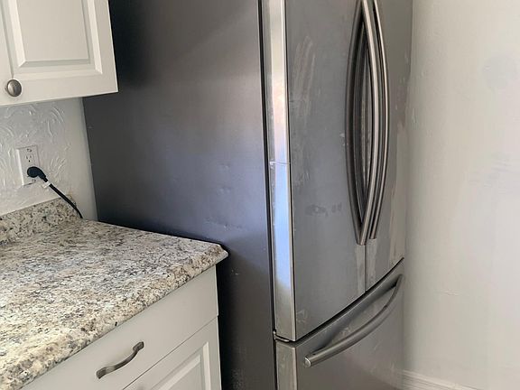 3rd image of 1307 Sherman Ave