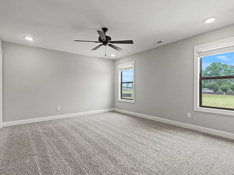 16097 Cohen Dr — Photo 28