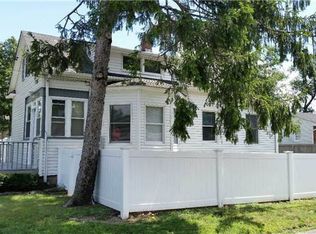 28 Fairview Ave, Islip Terrace, NY 11752