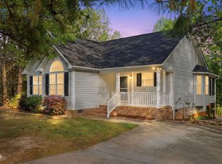 15 Grist Mill Dr, Franklinton, NC 27525