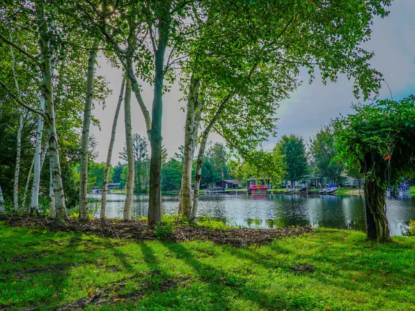 203 Atwood Dr, Prudenville, MI 48651