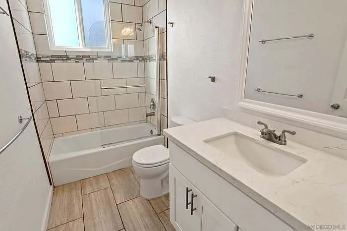 1907 Robinson Ave #108 — Photo 11