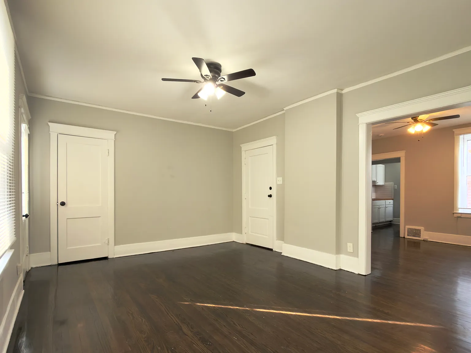 2 bed, 975 sqft, $1,100 — Photo 4