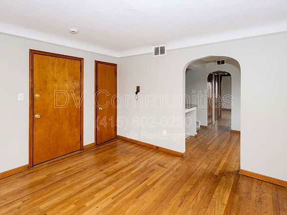 2nd image of 4186 Ridge Rd APT 6