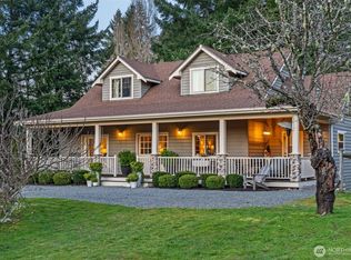 8733 Johnson Point Rd NE, Olympia, WA 98516