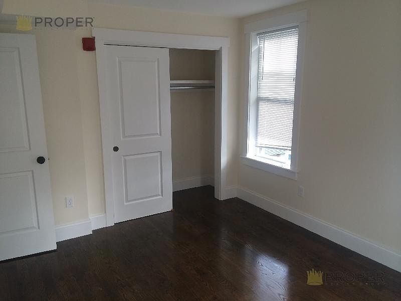2nd image of 25-27 Wait St