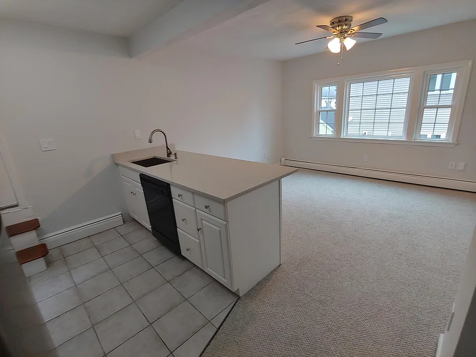 41 Tappan St #2
