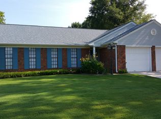 6200 Skylight Dr, Bartlett, TN 38135
