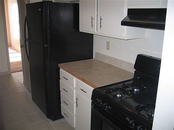 Fully remodeled kitchen with brand new appliances
