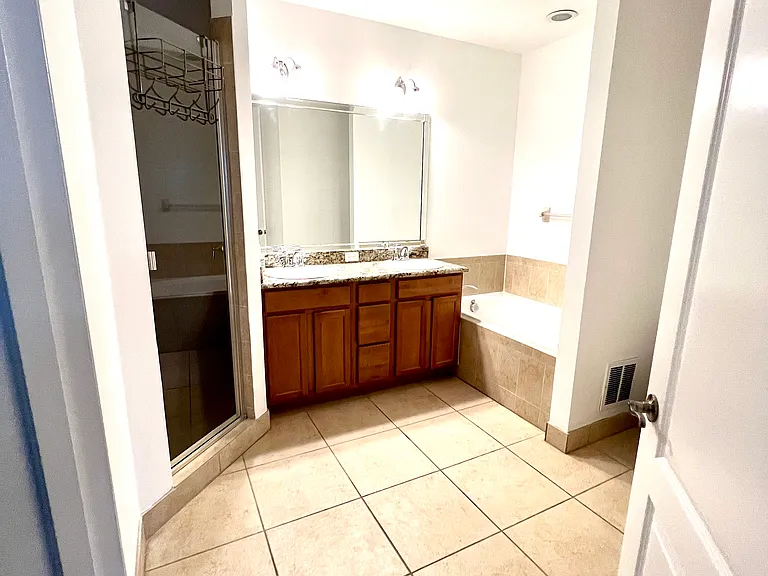 10411 Belfry Cir — Photo 34