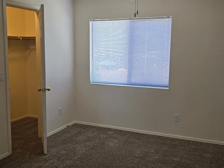 12012 W Rosewood Dr — Photo 11