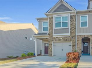 6410 Shalks Crossing Dr, Lithonia, GA 30058