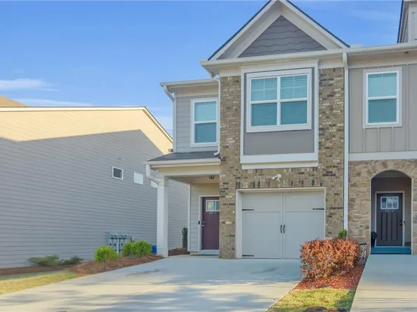 6410 Shalks Crossing Dr, Lithonia, GA 30058