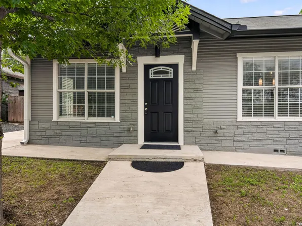 210 Dumoulin, San Antonio, TX 78210