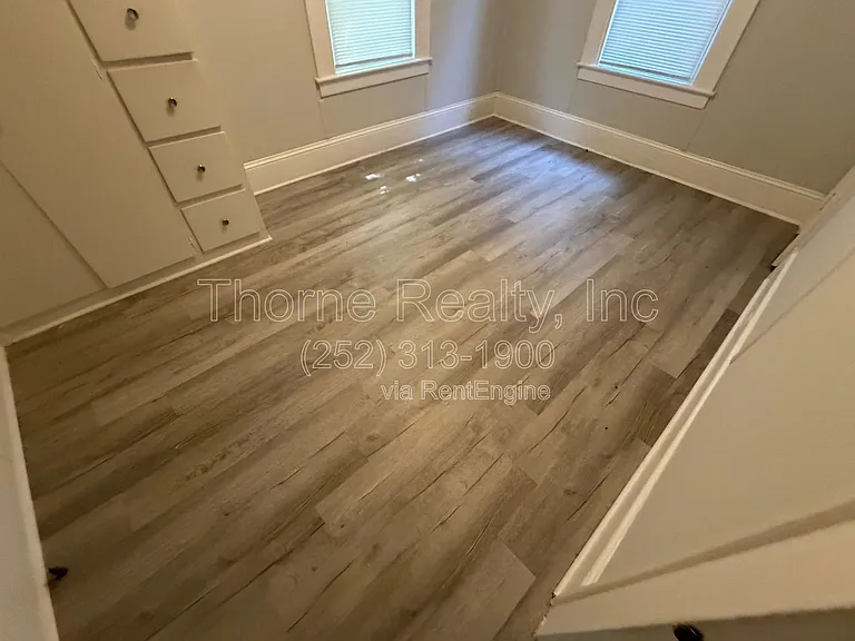 821 Marigold St — Photo 9