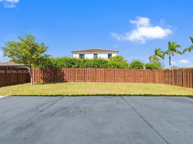 11903 SW 241st St — Photo 23