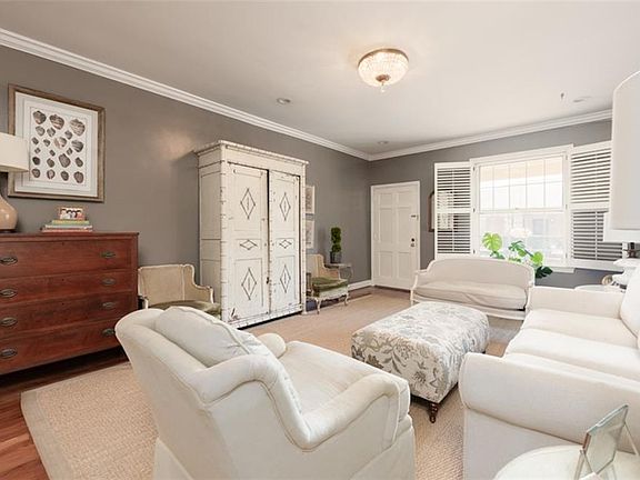 3rd image of 1833 Banking St APT A22